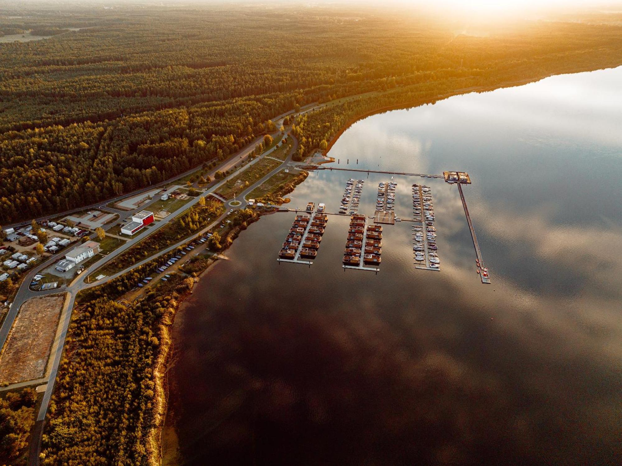 Floatinghouses Baerwalder See Klitten Kültér fotó